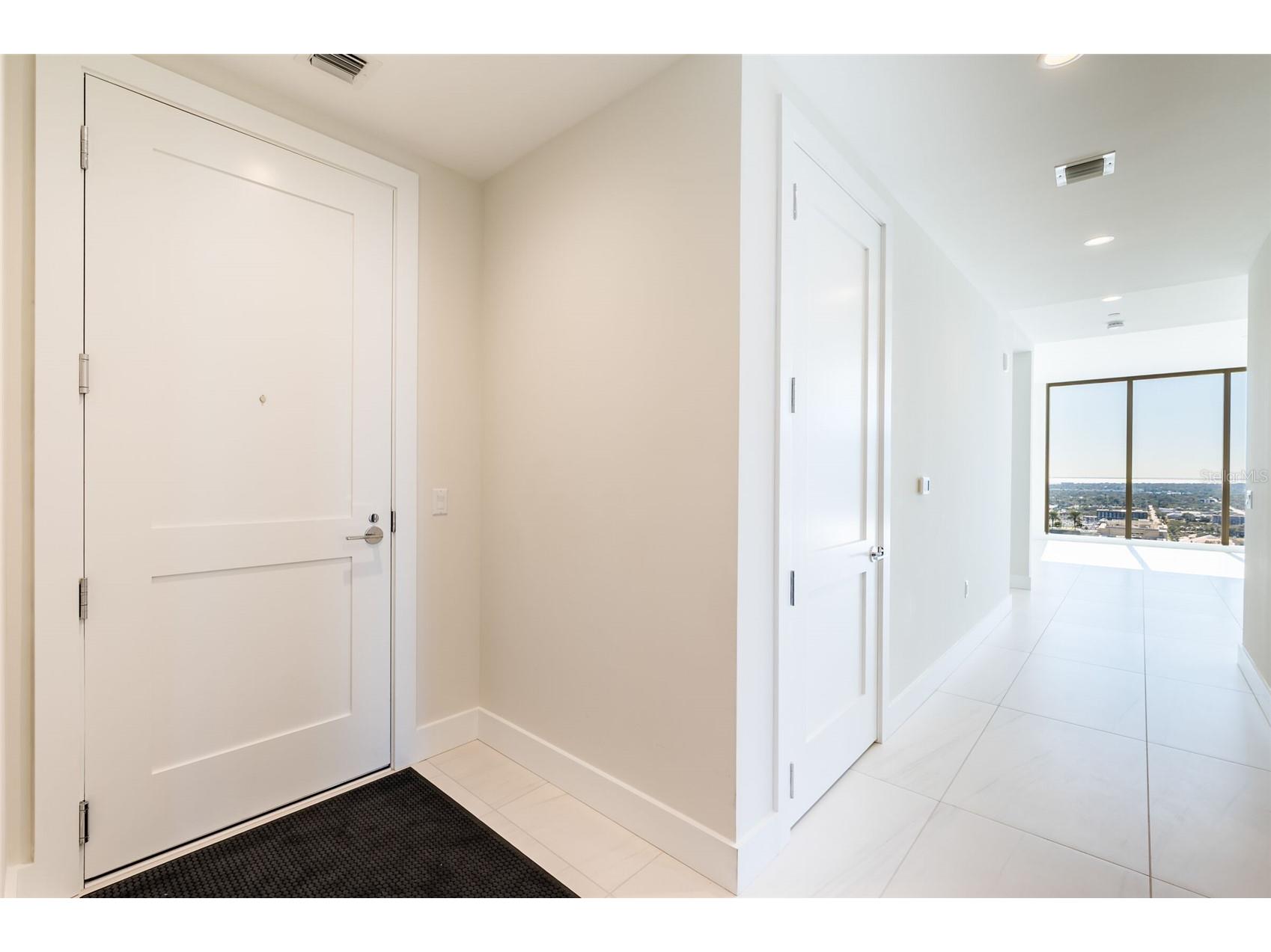 275 1st Ave South #2606 Saint Petersburg FL 33701 - TAMPA BAY TB8464143 image2