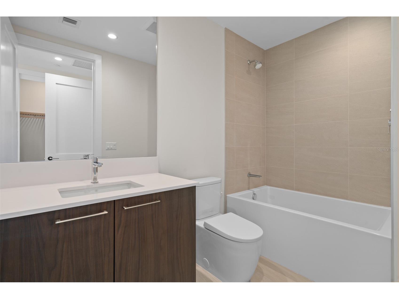 275 1st Avenue S #1001 Saint Petersburg FL 33701 - TAMPA BAY TB8486100 image28
