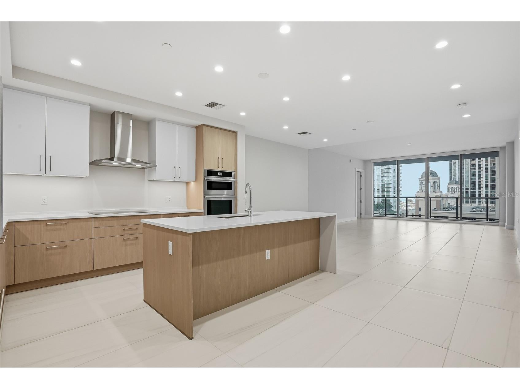 275 1st Avenue S #1003 Saint Petersburg FL 33701 TB8506172 image45