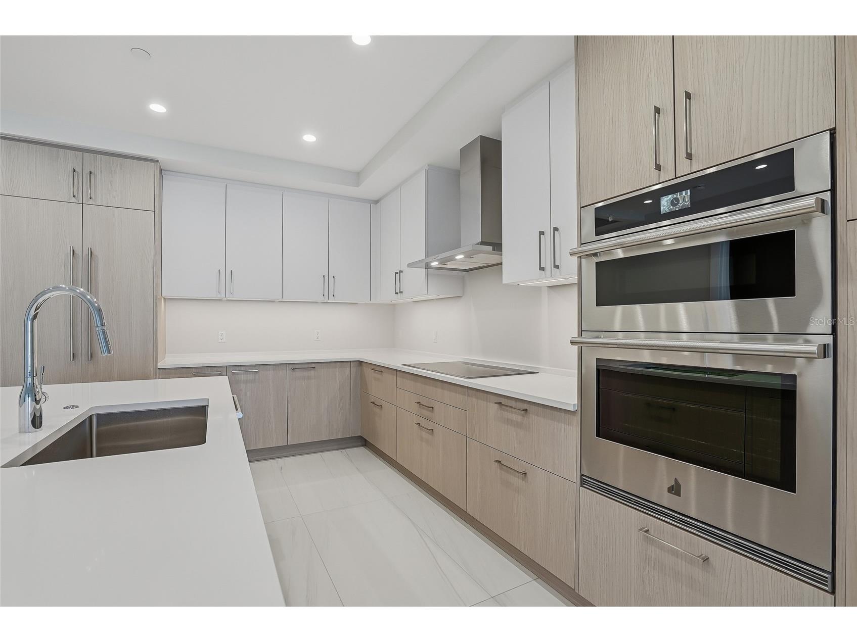 275 1st Avenue S #1003 Saint Petersburg FL 33701 TB8506172 image50
