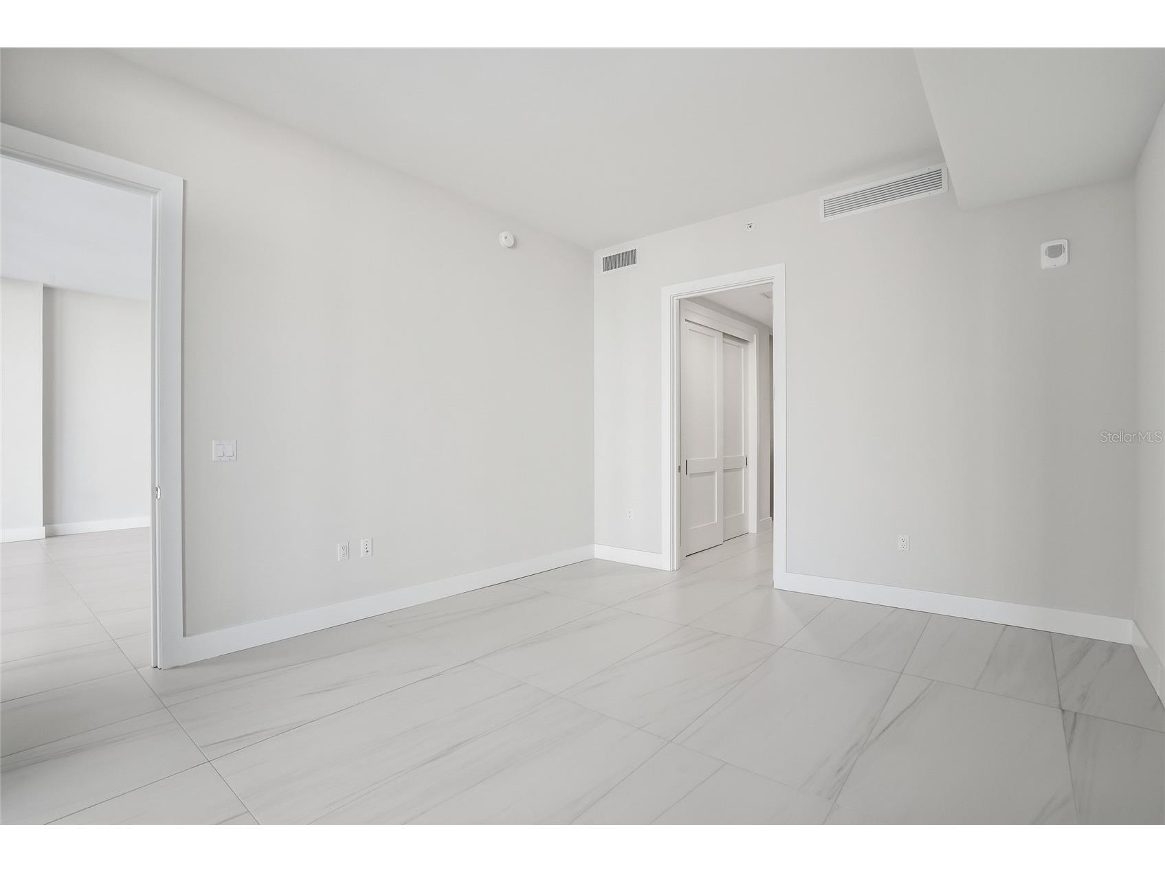 275 1st Avenue S #1003 Saint Petersburg FL 33701 TB8506172 image61