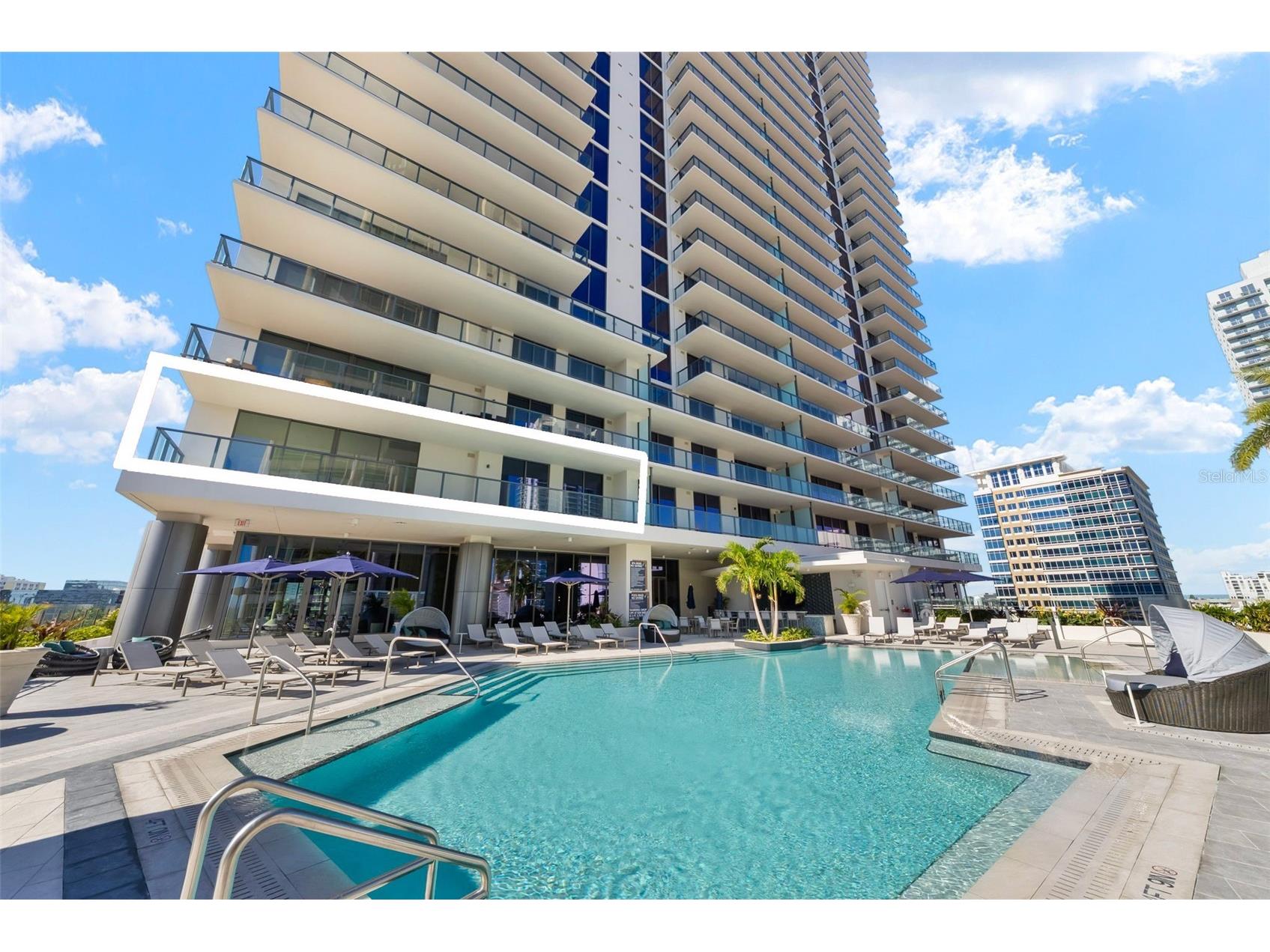 275 1st Avenue S #1005 Saint Petersburg FL 33701 G5105806 image1