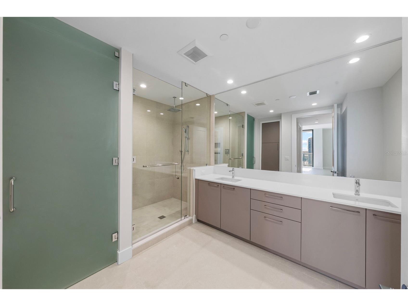 275 1st Avenue S #1005 Saint Petersburg FL 33701 G5105806 image34