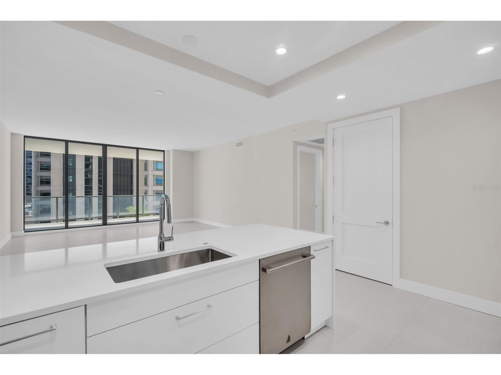 275 1st Avenue S #1104 Saint Petersburg FL 33701 TB8482218 image10