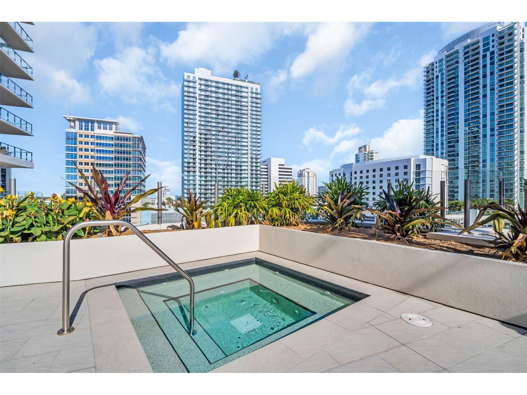 275 1st Avenue S #1104 Saint Petersburg FL 33701 TB8482218 image15
