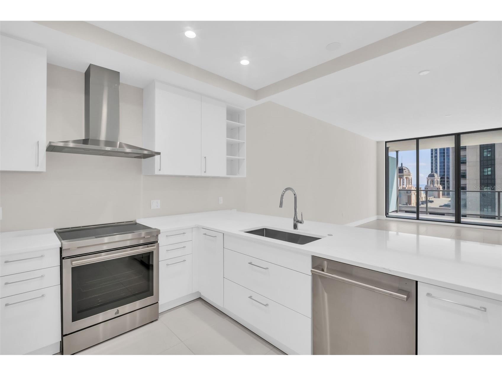 275 1st Avenue S #1104 Saint Petersburg FL 33701 TB8482218 image25