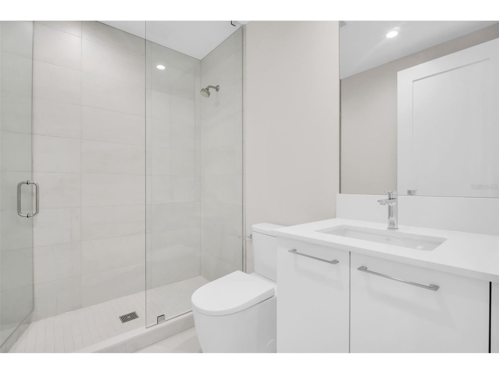 275 1st Avenue S #1104 Saint Petersburg FL 33701 TB8482218 image30