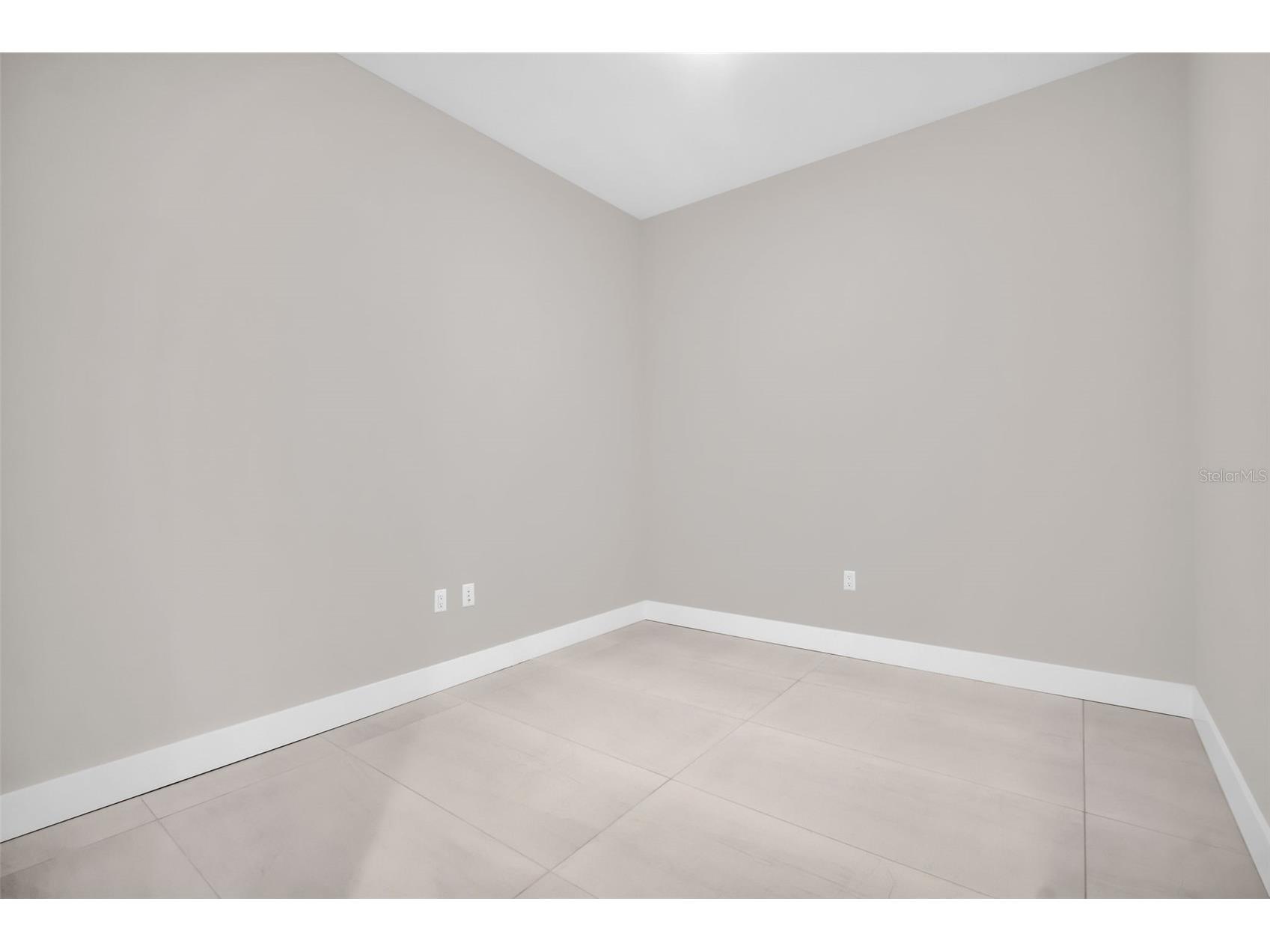 275 1st Avenue S #1104 Saint Petersburg FL 33701 TB8482218 image4