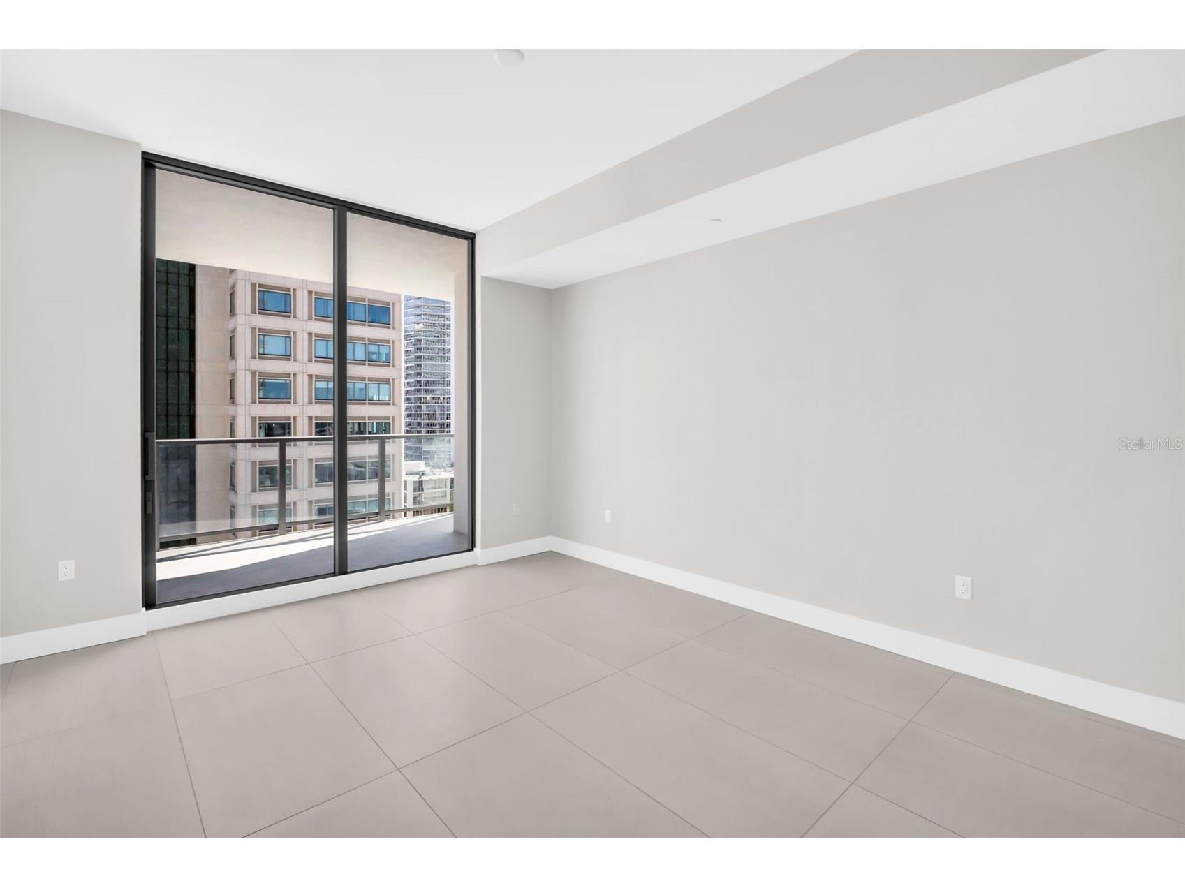 275 1st Avenue S #1104 Saint Petersburg FL 33701 TB8482218 image42