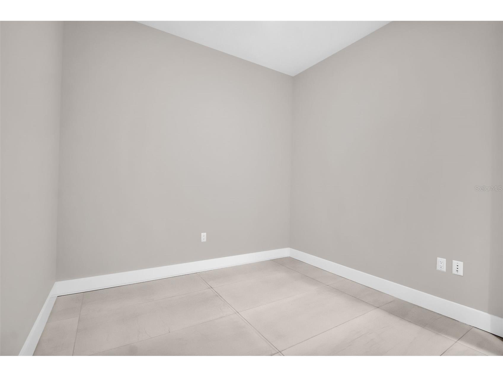 275 1st Avenue S #1104 Saint Petersburg FL 33701 TB8482218 image5