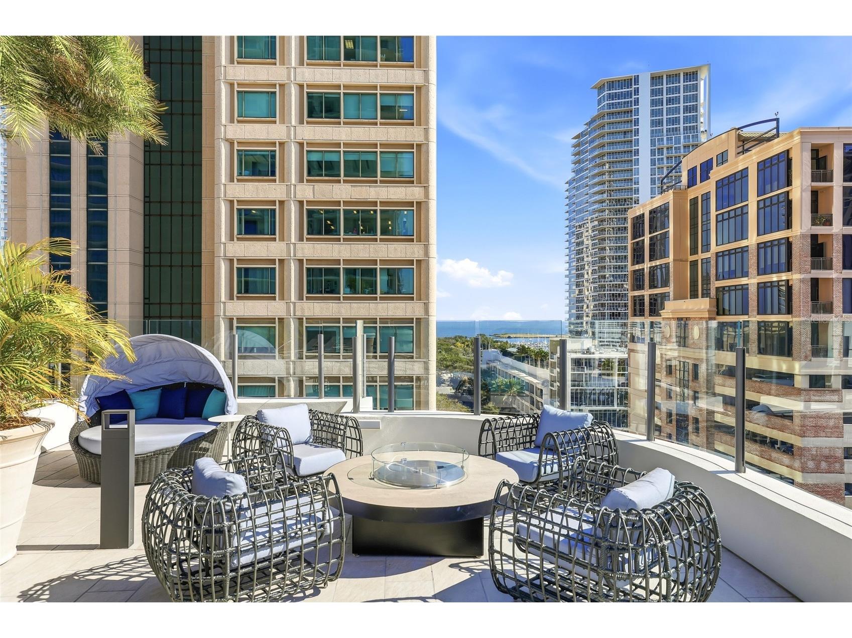 275 1st Avenue S #1104 Saint Petersburg FL 33701 TB8515702 image66