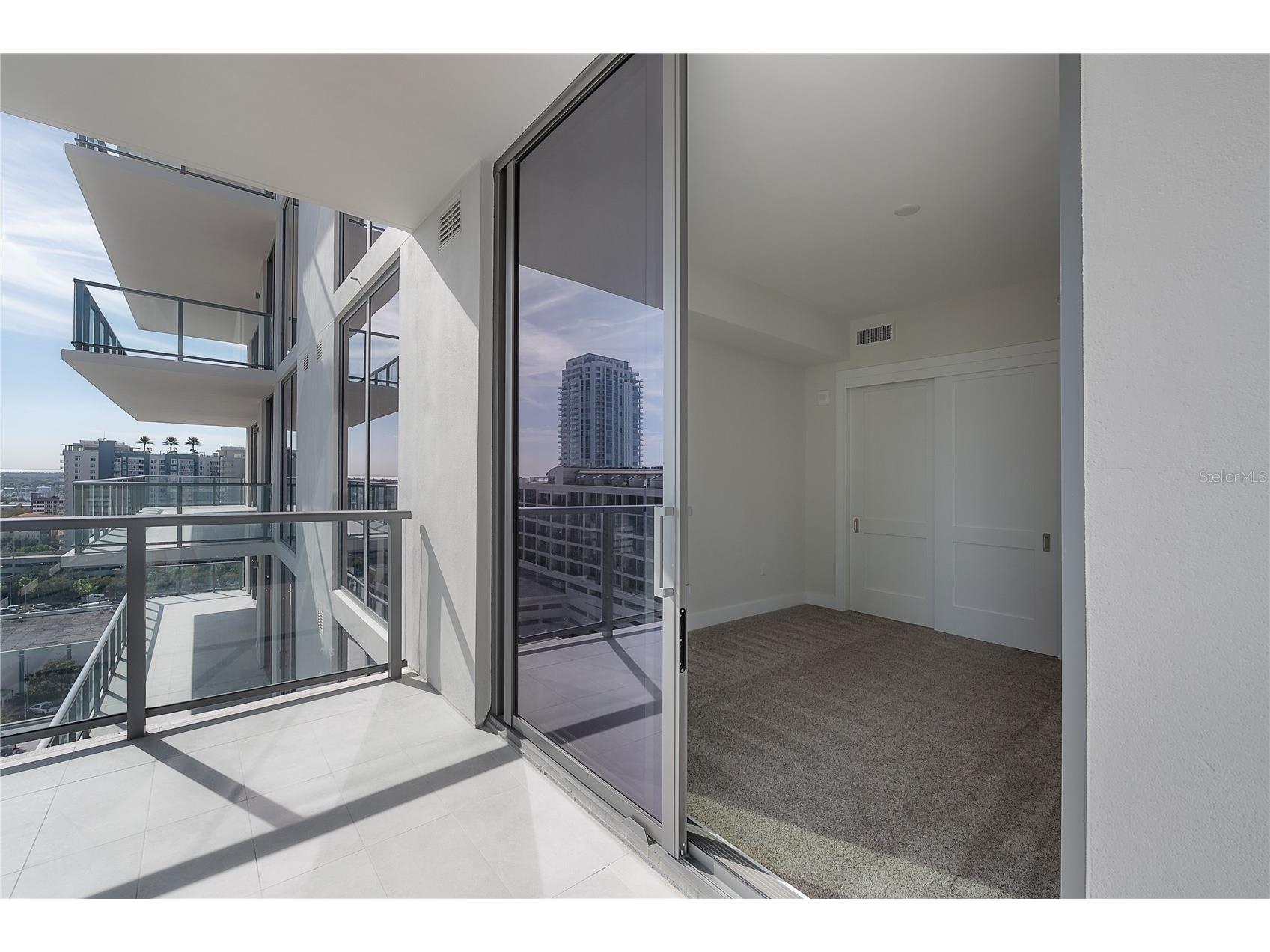 275 1st Avenue S #1504 Saint Petersburg FL 33701 TB8465694 image27