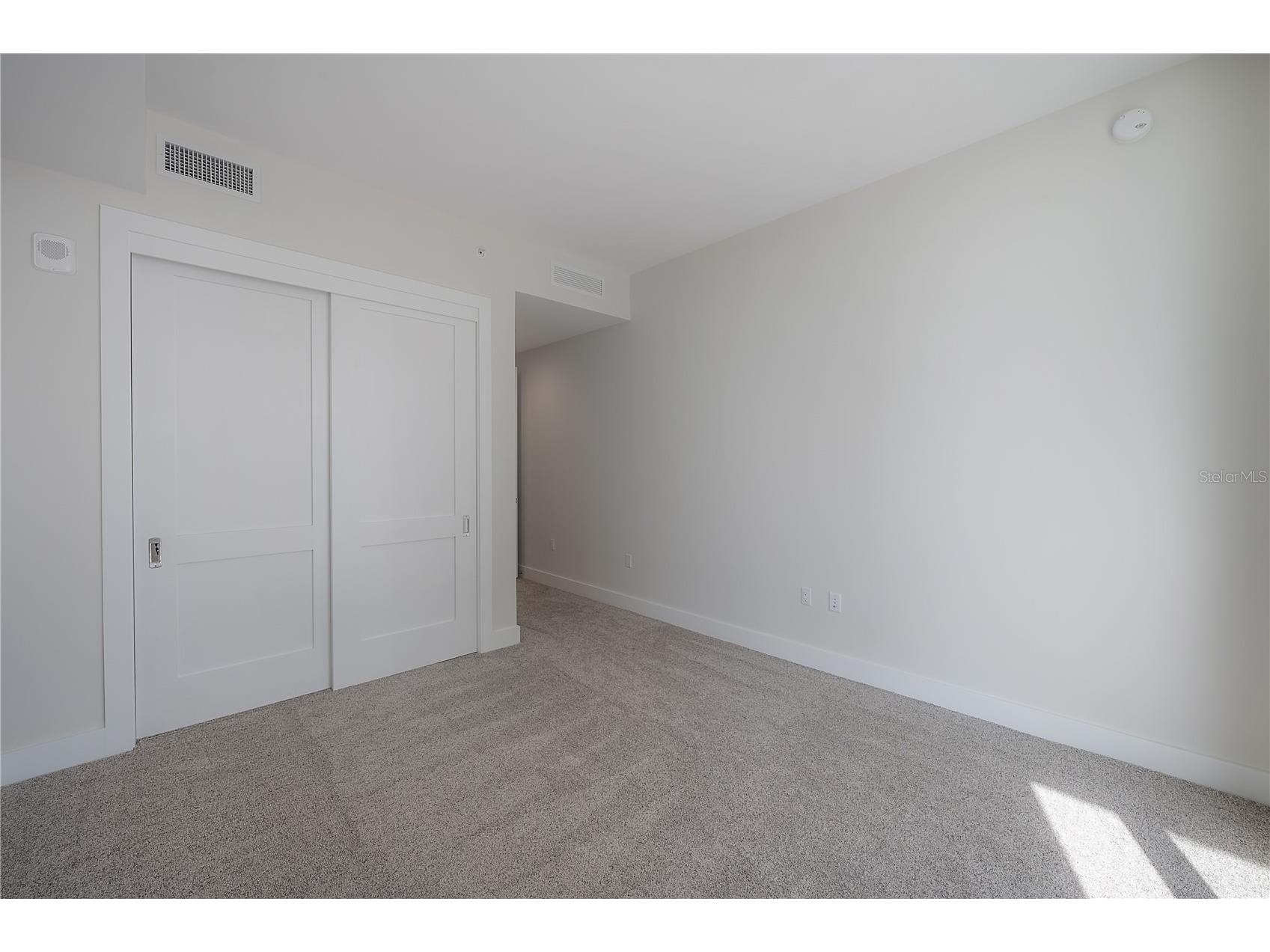 275 1st Avenue S #1504 Saint Petersburg FL 33701 TB8465694 image28