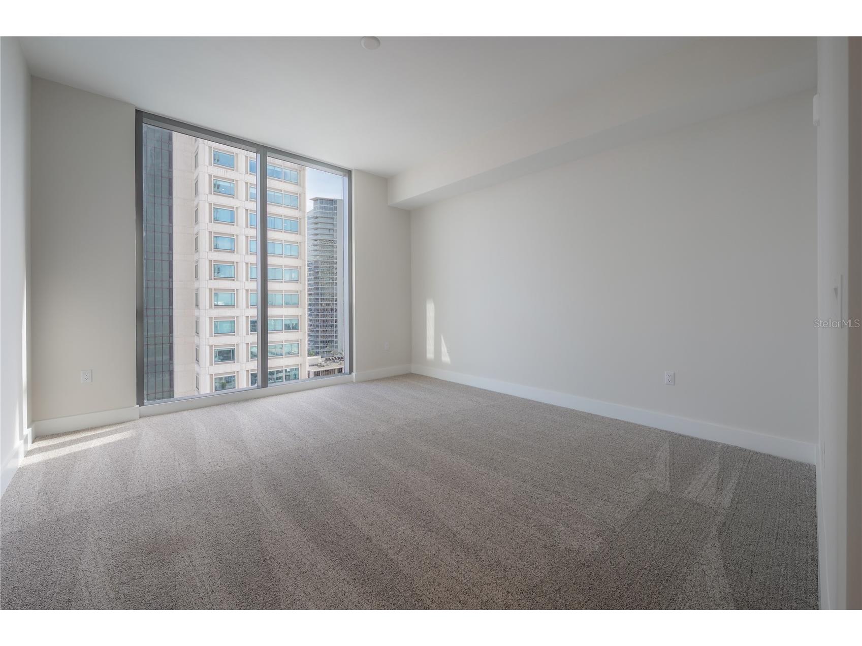 275 1st Avenue S #1504 Saint Petersburg FL 33701 TB8465694 image36