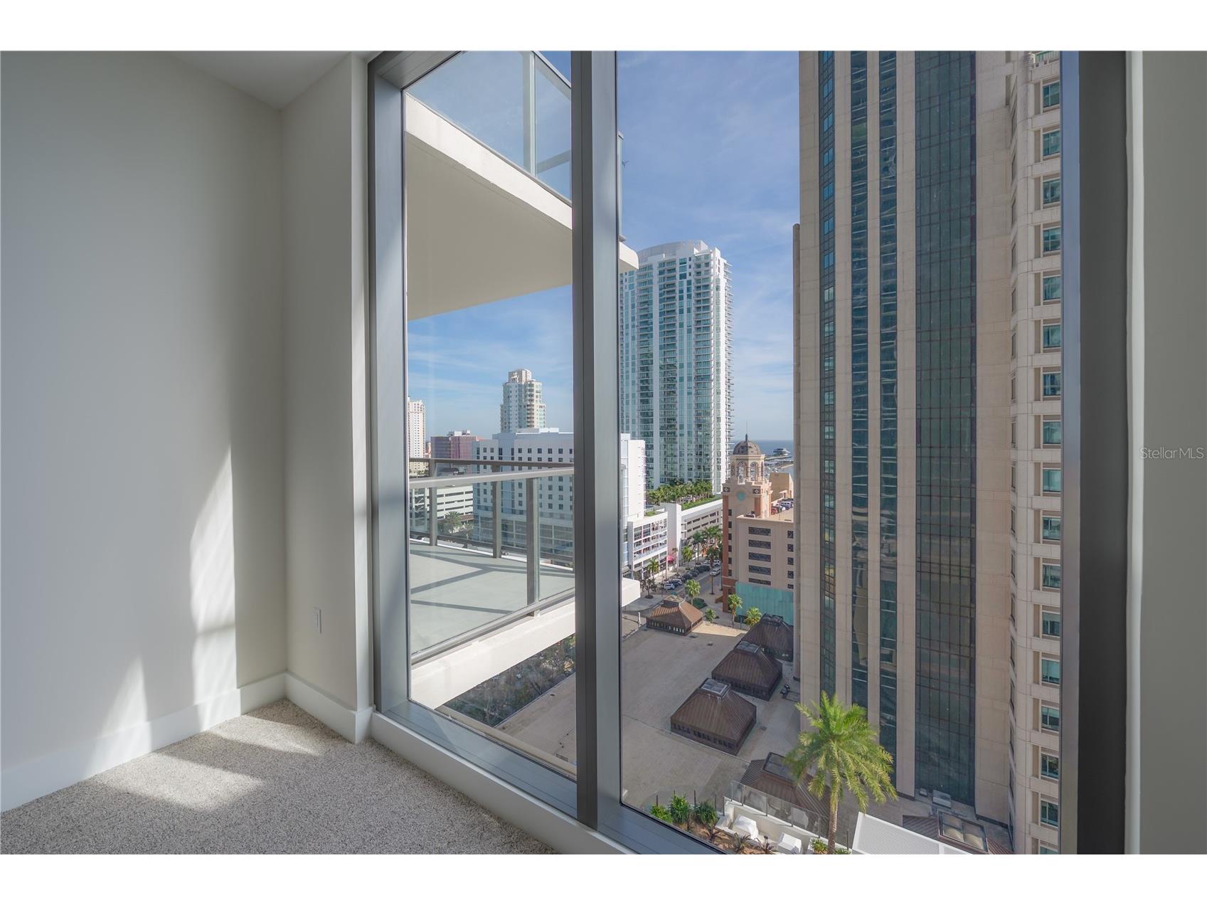 275 1st Avenue S #1504 Saint Petersburg FL 33701 TB8465694 image37