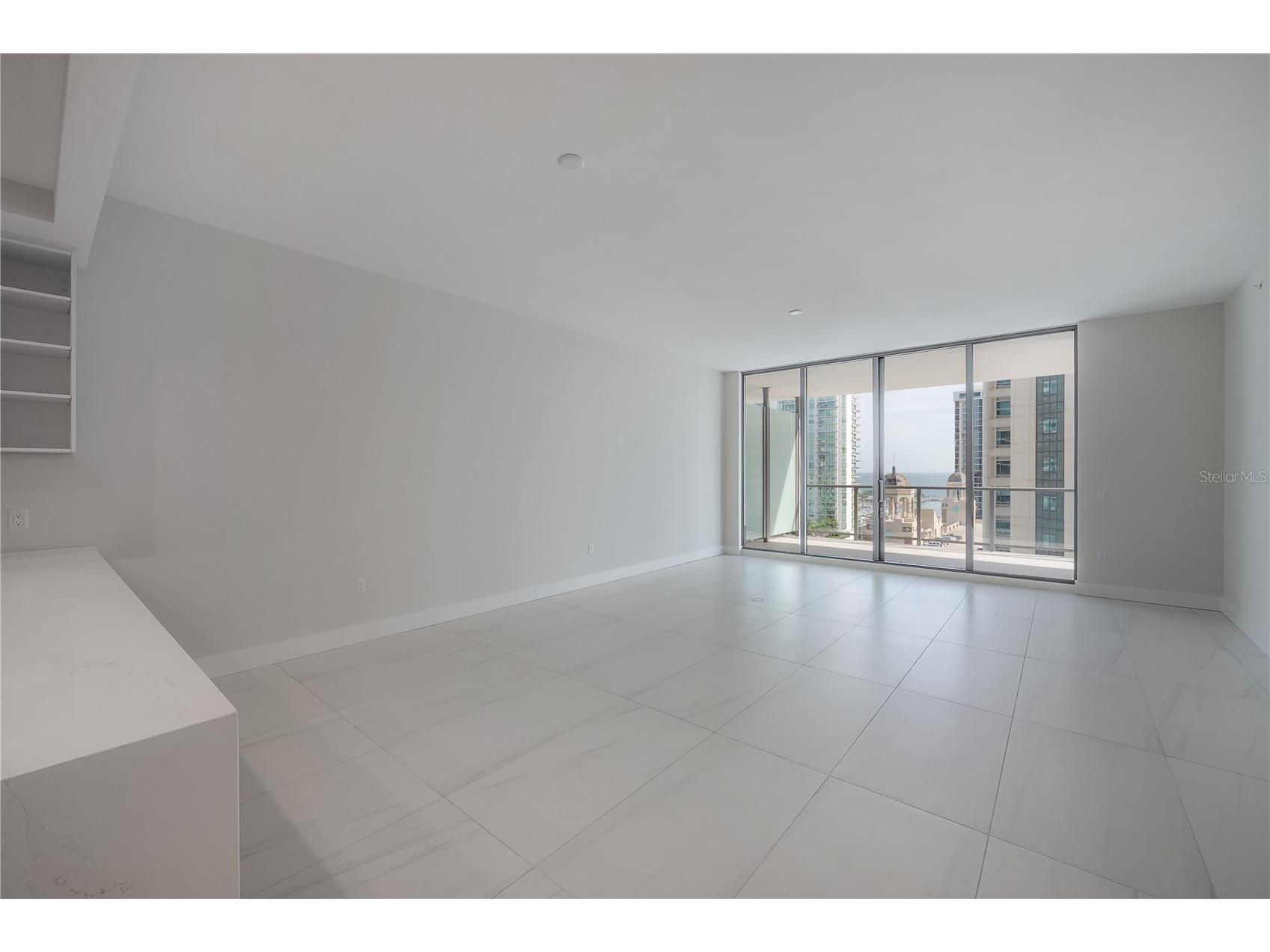275 1st Avenue S #1504 Saint Petersburg FL 33701 TB8465694 image8