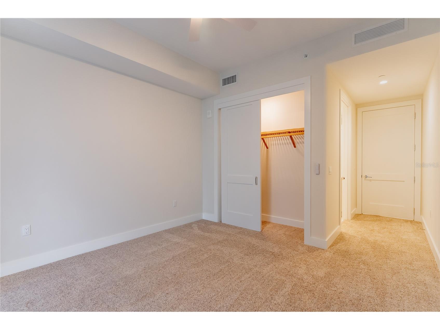 275 1st Avenue S #1504 Saint Petersburg FL 33701 TB8526390 image31