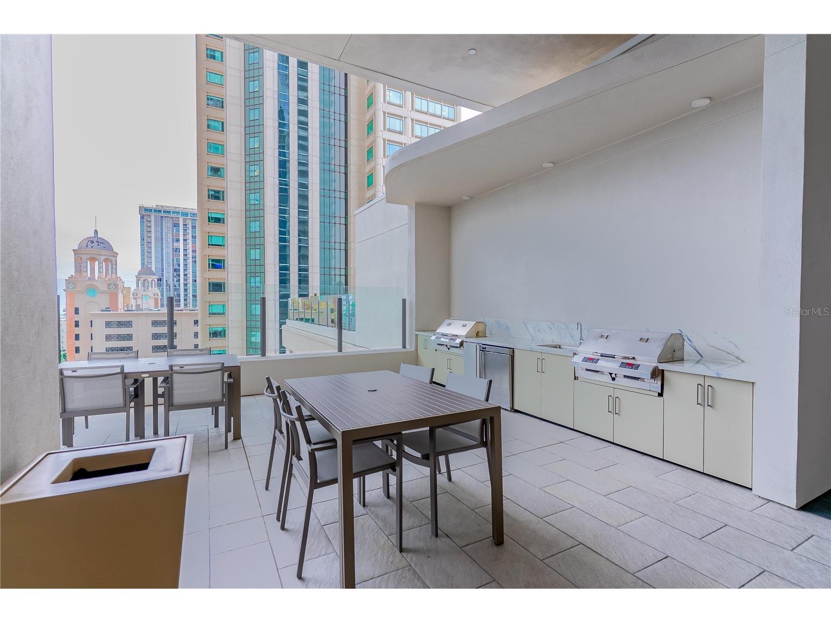 275 1st Avenue S #1504 Saint Petersburg FL 33701 TB8526390 image59