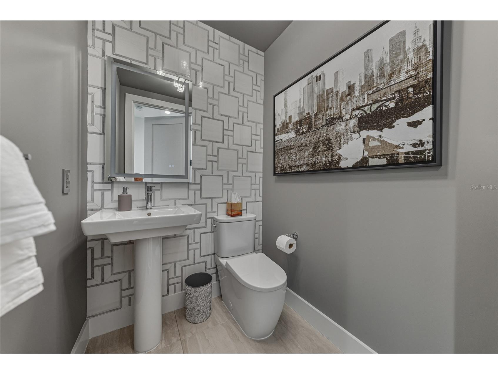 275 1st Avenue S #1701 Saint Petersburg FL 33701 TB8492368 image11