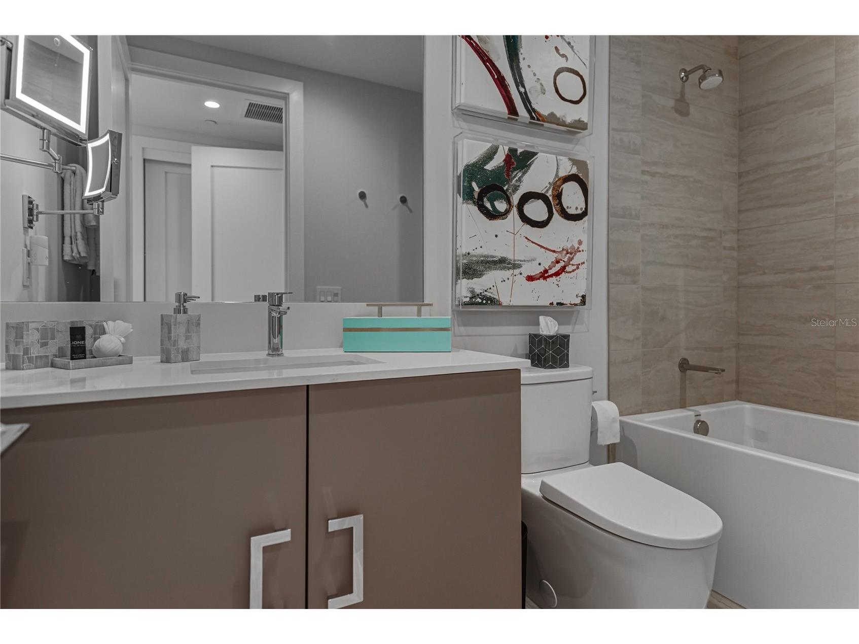 275 1st Avenue S #1701 Saint Petersburg FL 33701 TB8492368 image13