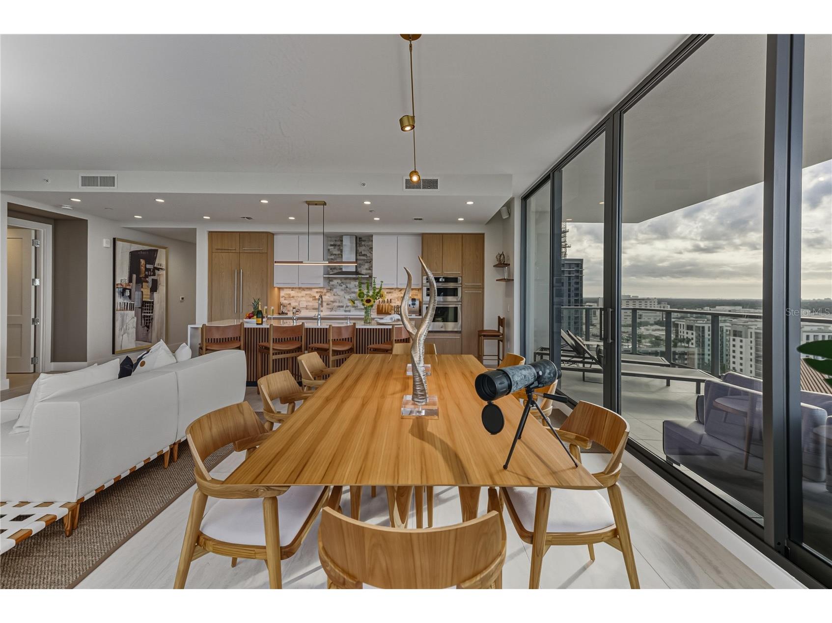 275 1st Avenue S #1701 Saint Petersburg FL 33701 TB8492368 image34