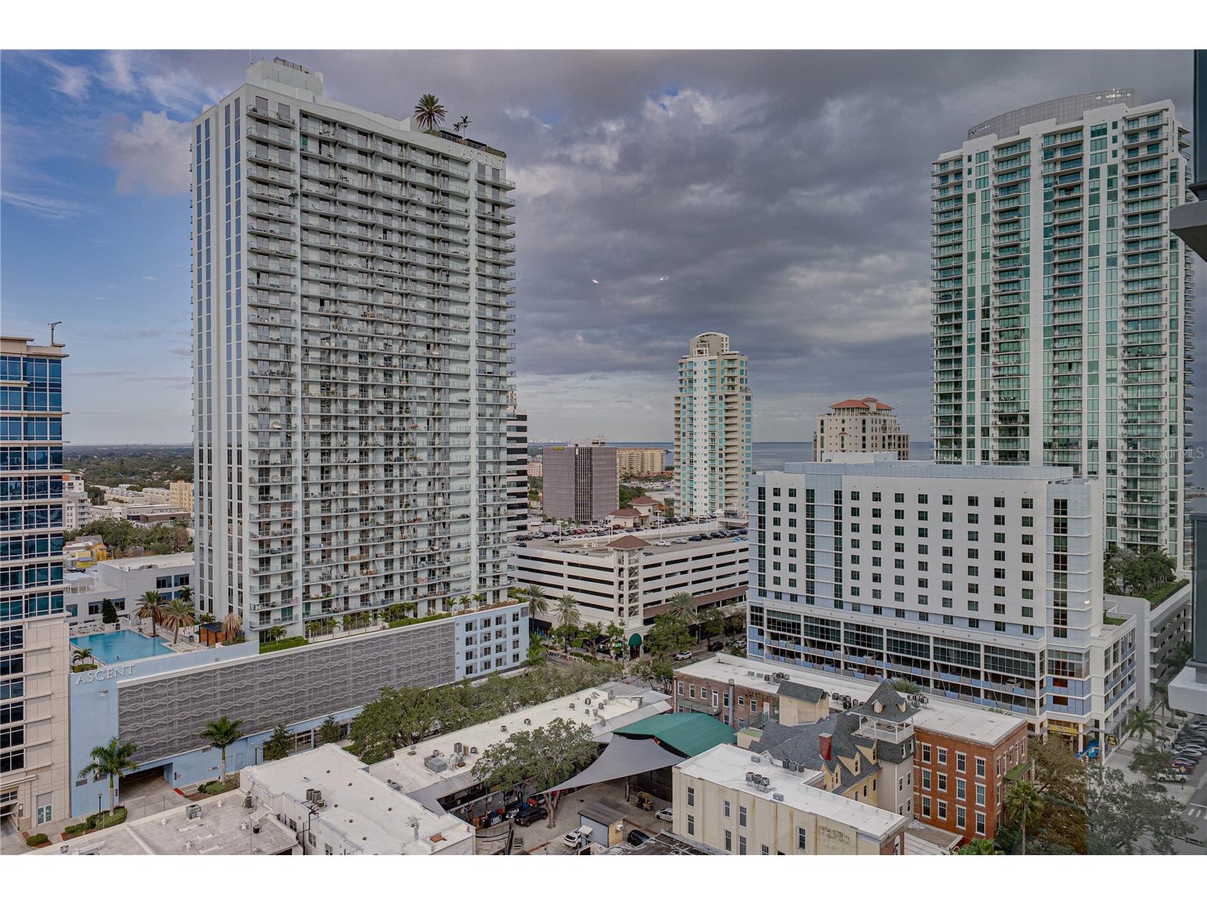 275 1st Avenue S #1701 Saint Petersburg FL 33701 TB8492368 image48