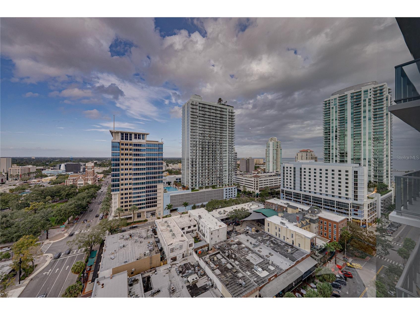 275 1st Avenue S #1701 Saint Petersburg FL 33701 TB8492368 image50