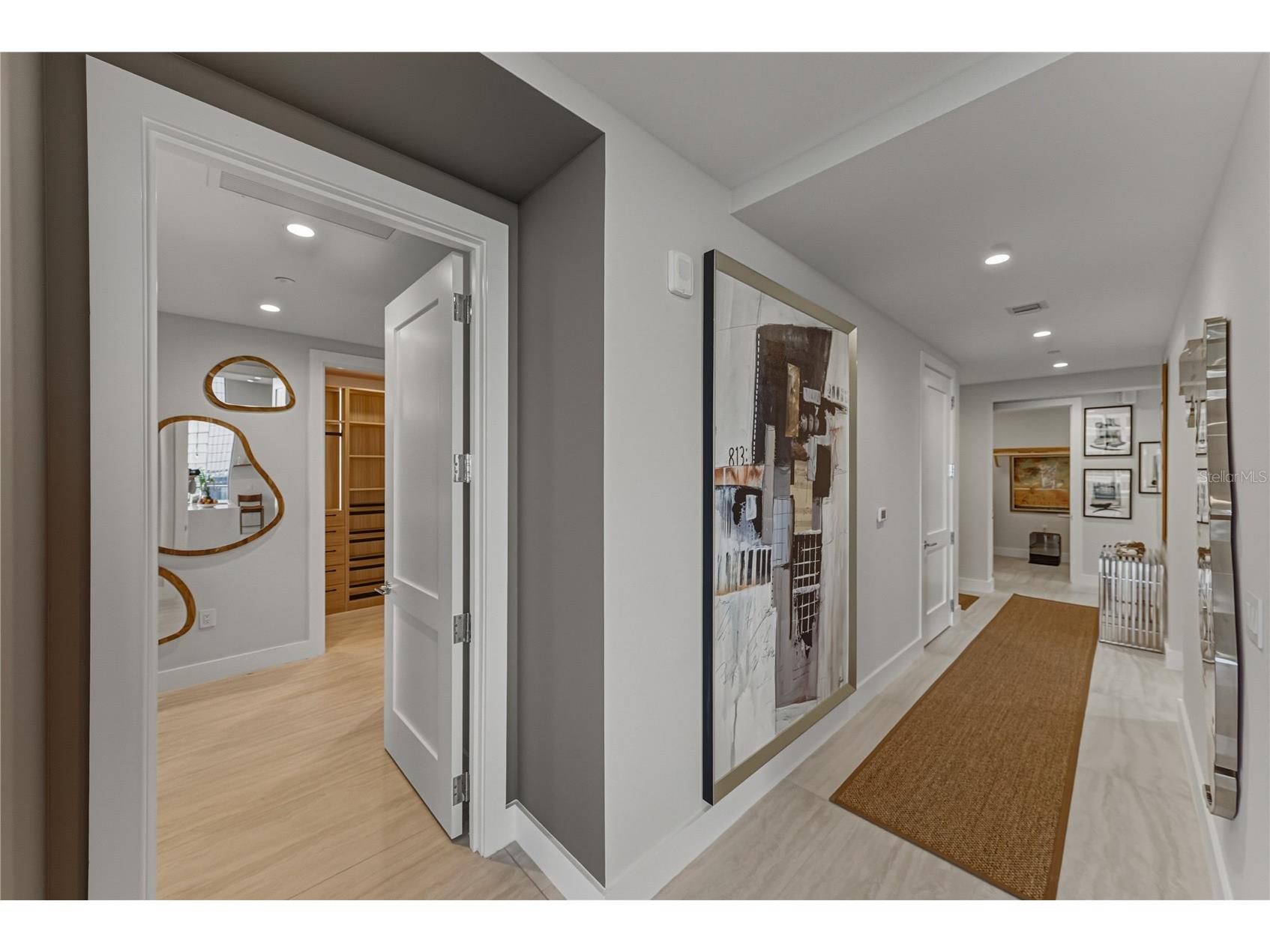 275 1st Avenue S #1701 Saint Petersburg FL 33701 TB8492368 image64