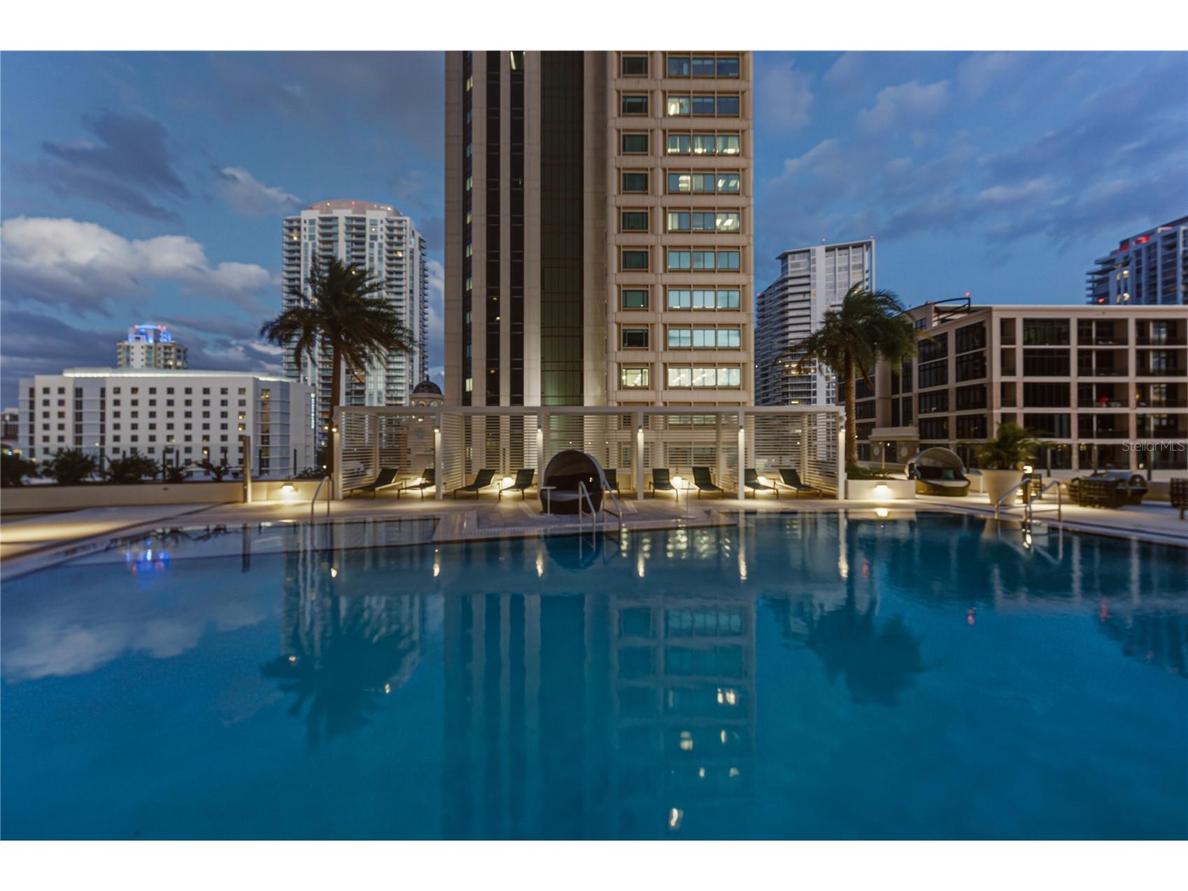 275 1st Avenue S #1701 Saint Petersburg FL 33701 TB8492368 image93