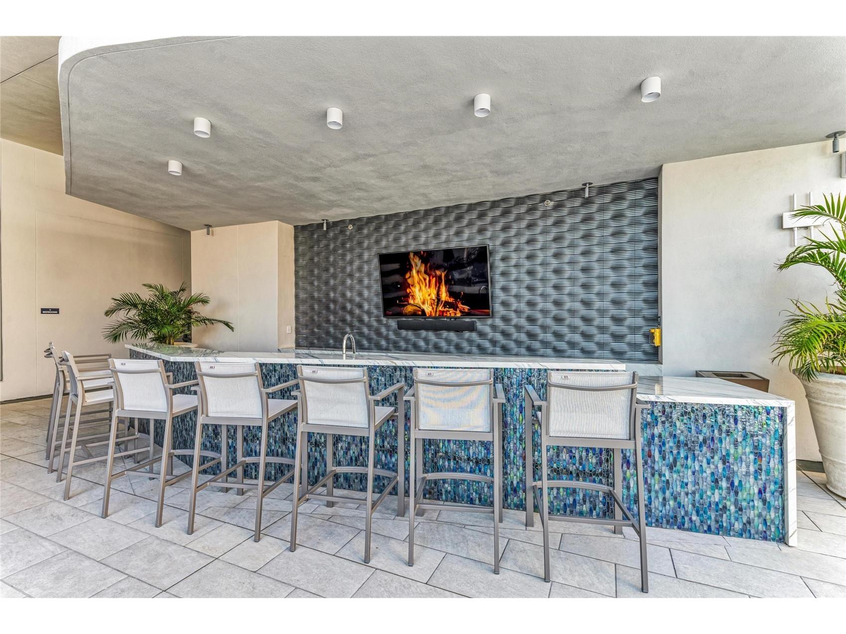 275 1st Avenue S #1904 Saint Petersburg FL 33701 A4687021 image12