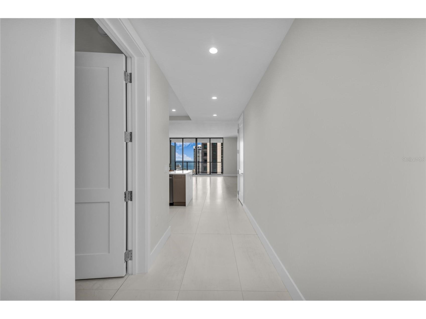 275 1st Avenue S #1904 Saint Petersburg FL 33701 A4687021 image16