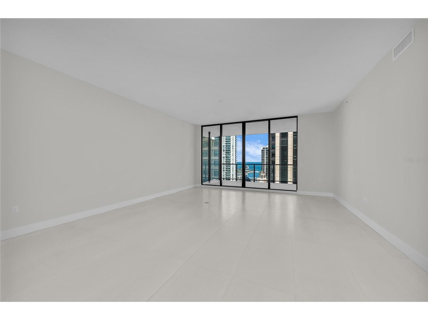 275 1st Avenue S #1904 Saint Petersburg FL 33701 A4687021 image22
