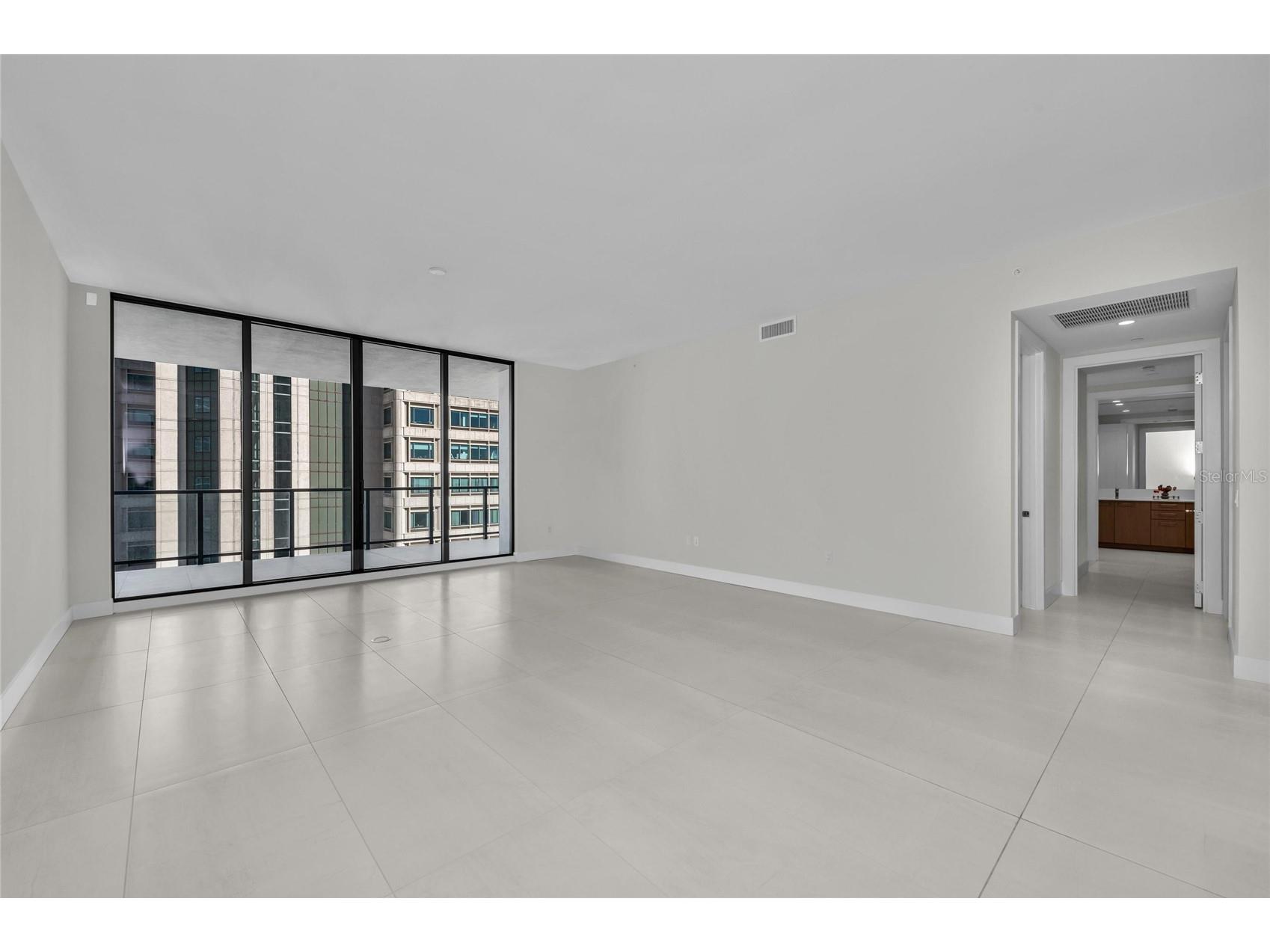 275 1st Avenue S #1904 Saint Petersburg FL 33701 A4687021 image23