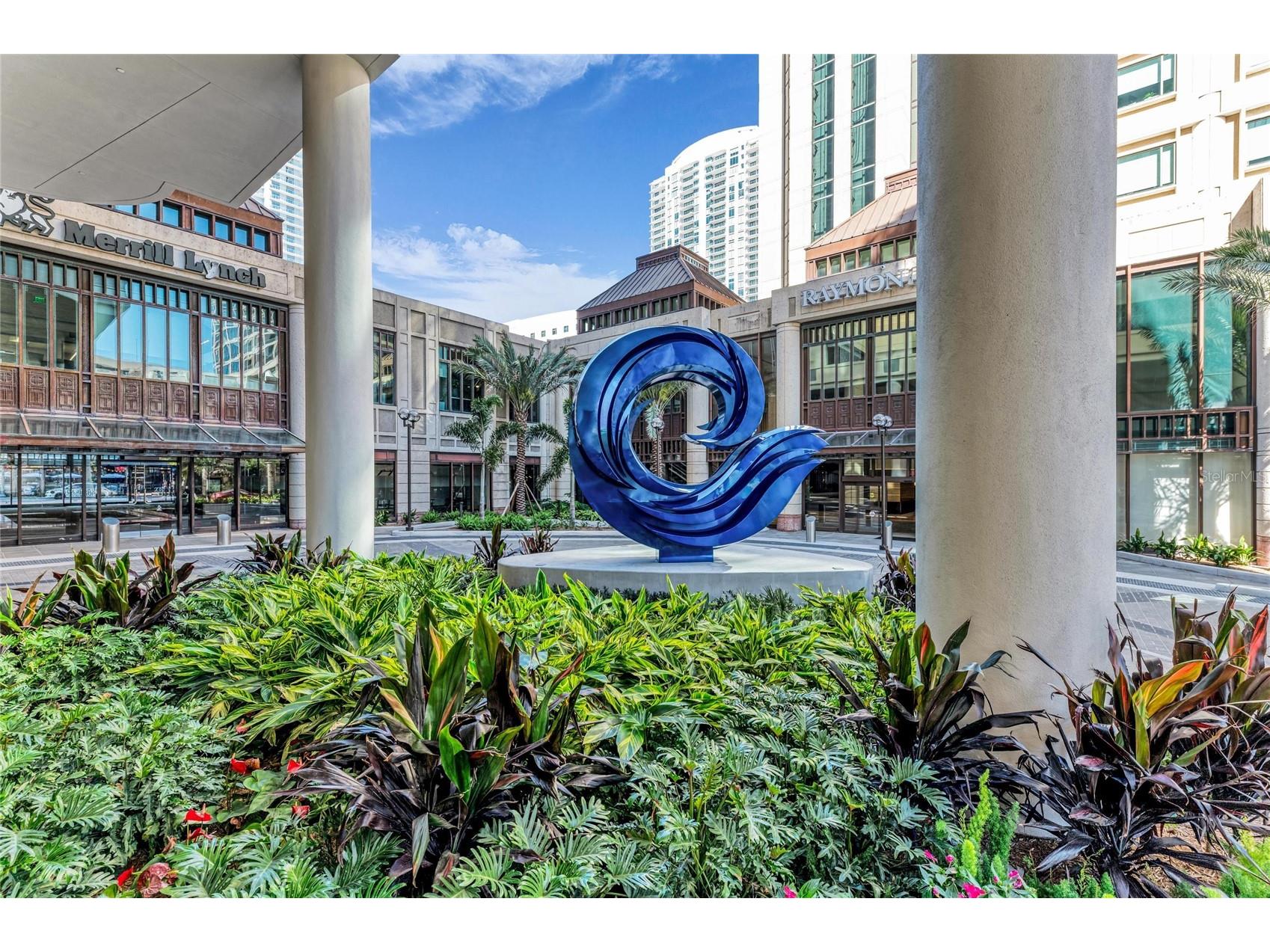 275 1st Avenue S #1904 Saint Petersburg FL 33701 A4687021 image3