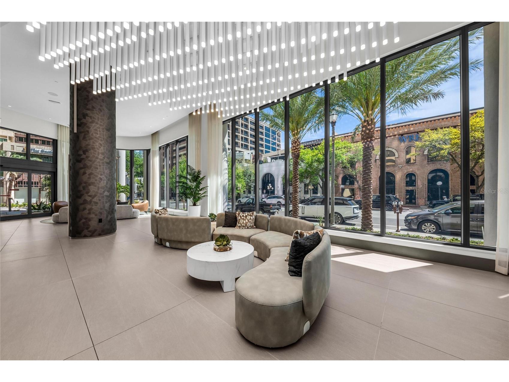 275 1st Avenue S #1904 Saint Petersburg FL 33701 A4687021 image4