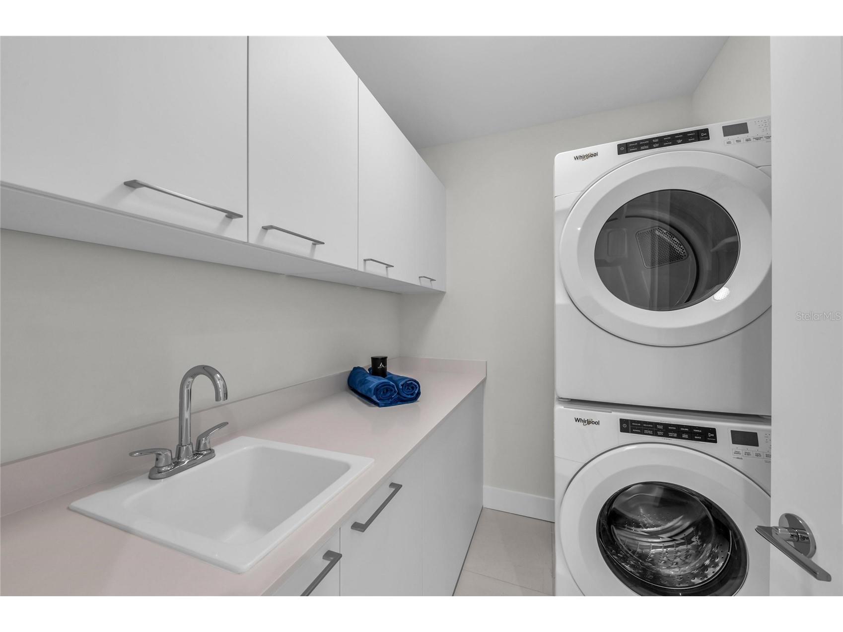 275 1st Avenue S #1904 Saint Petersburg FL 33701 A4687021 image40