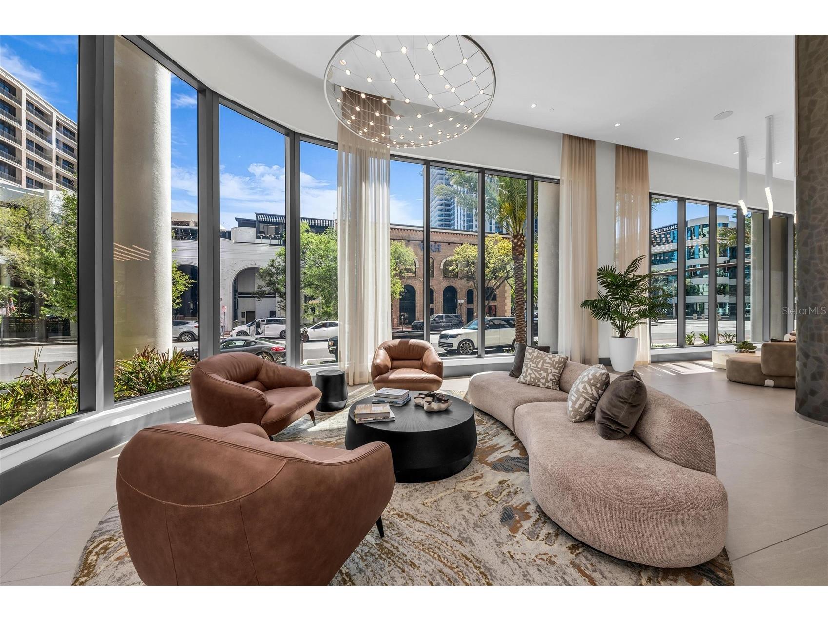 275 1st Avenue S #1904 Saint Petersburg FL 33701 A4687021 image58