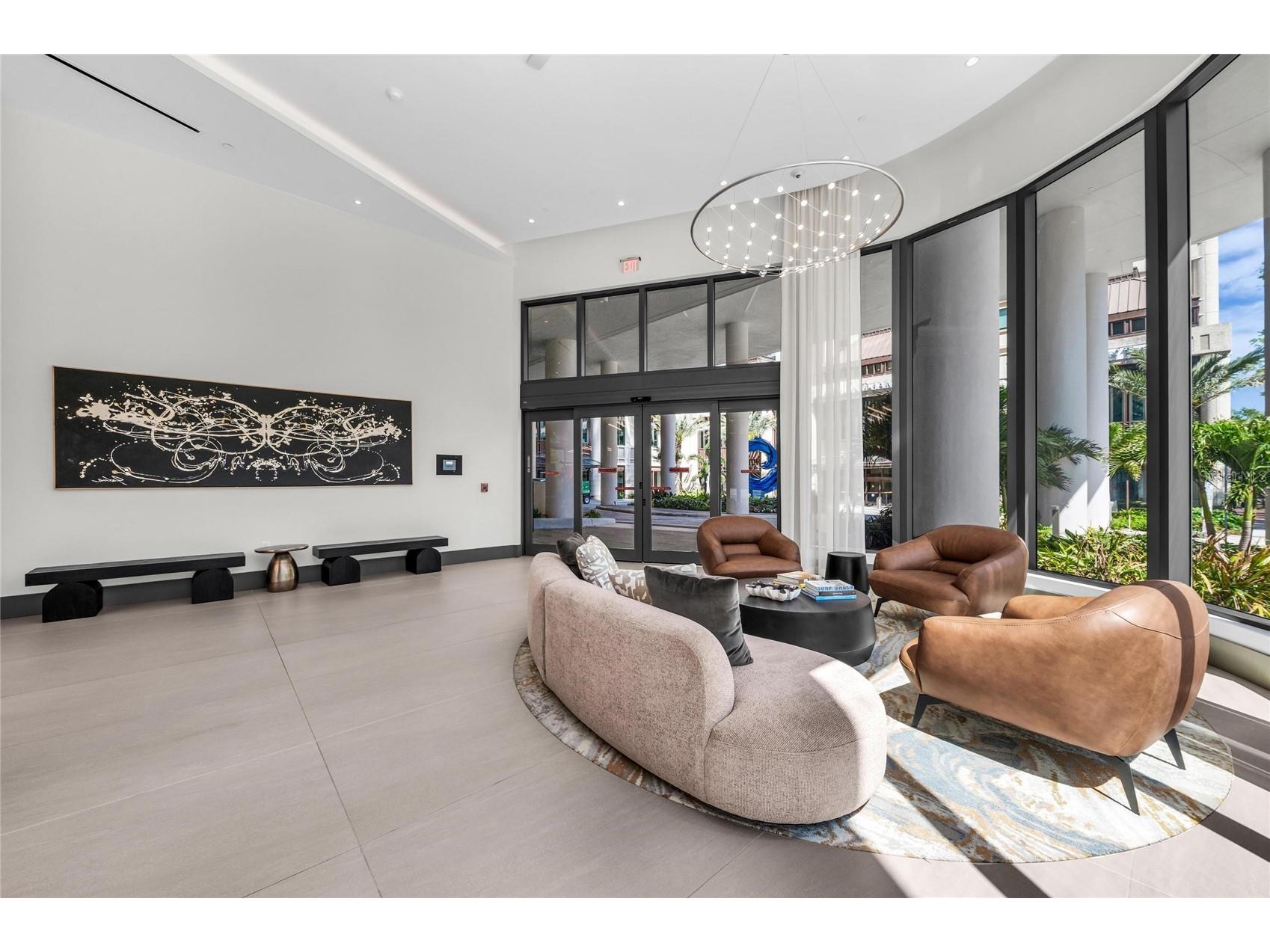 275 1st Avenue S #1904 Saint Petersburg FL 33701 A4687021 image62