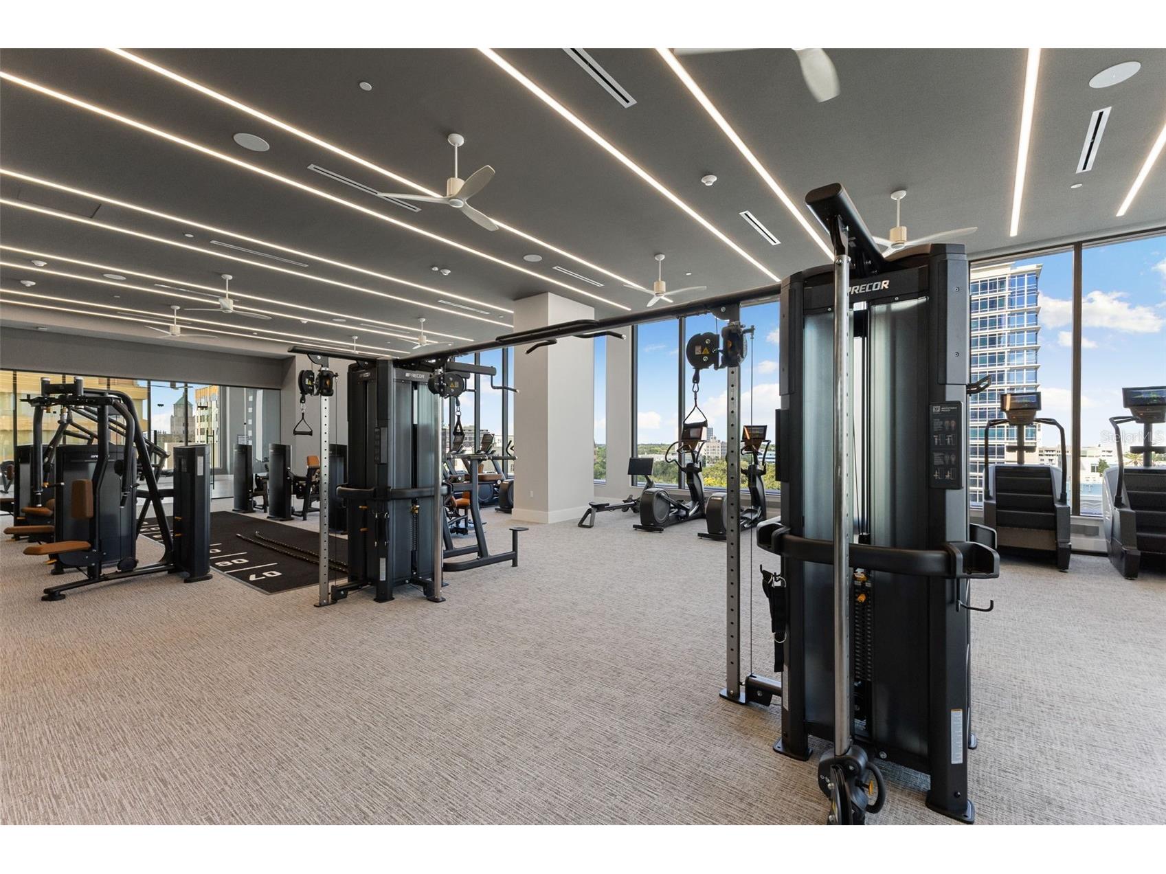 275 1st Avenue S #1907 Saint Petersburg FL 33701 TB8494291 image36