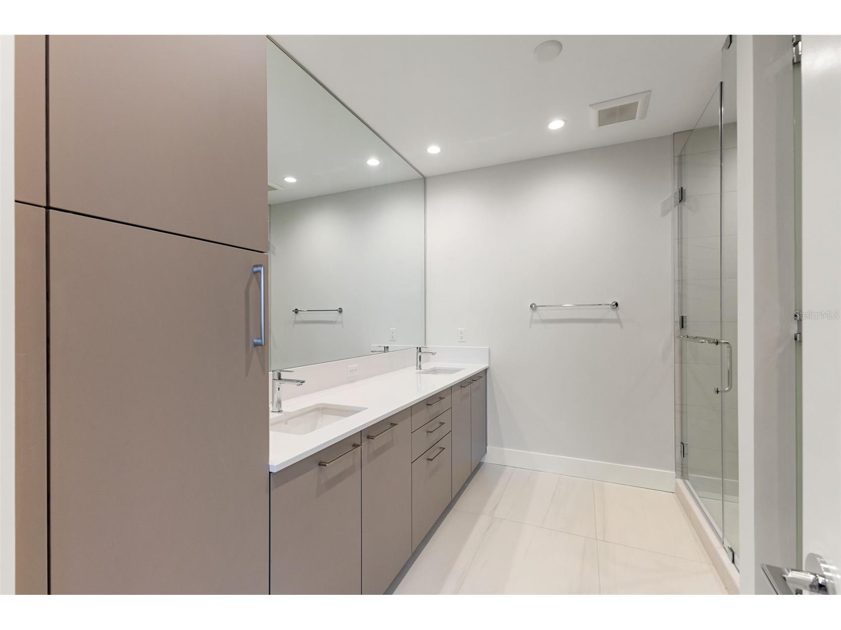 275 1st Avenue S #1907 Saint Petersburg FL 33701 TB8494291 image9