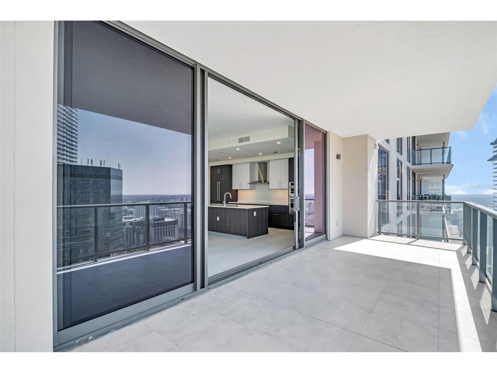 275 1st Avenue S #2001 Saint Petersburg FL 33701 TB8472986 image11