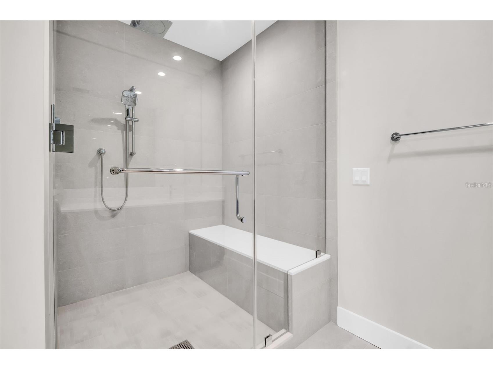 275 1st Avenue S #2001 Saint Petersburg FL 33701 TB8472986 image20