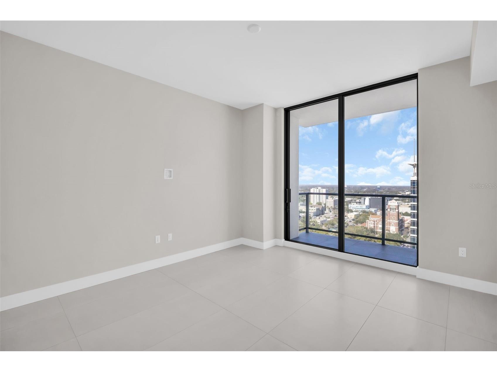 275 1st Avenue S #2001 Saint Petersburg FL 33701 TB8472986 image23