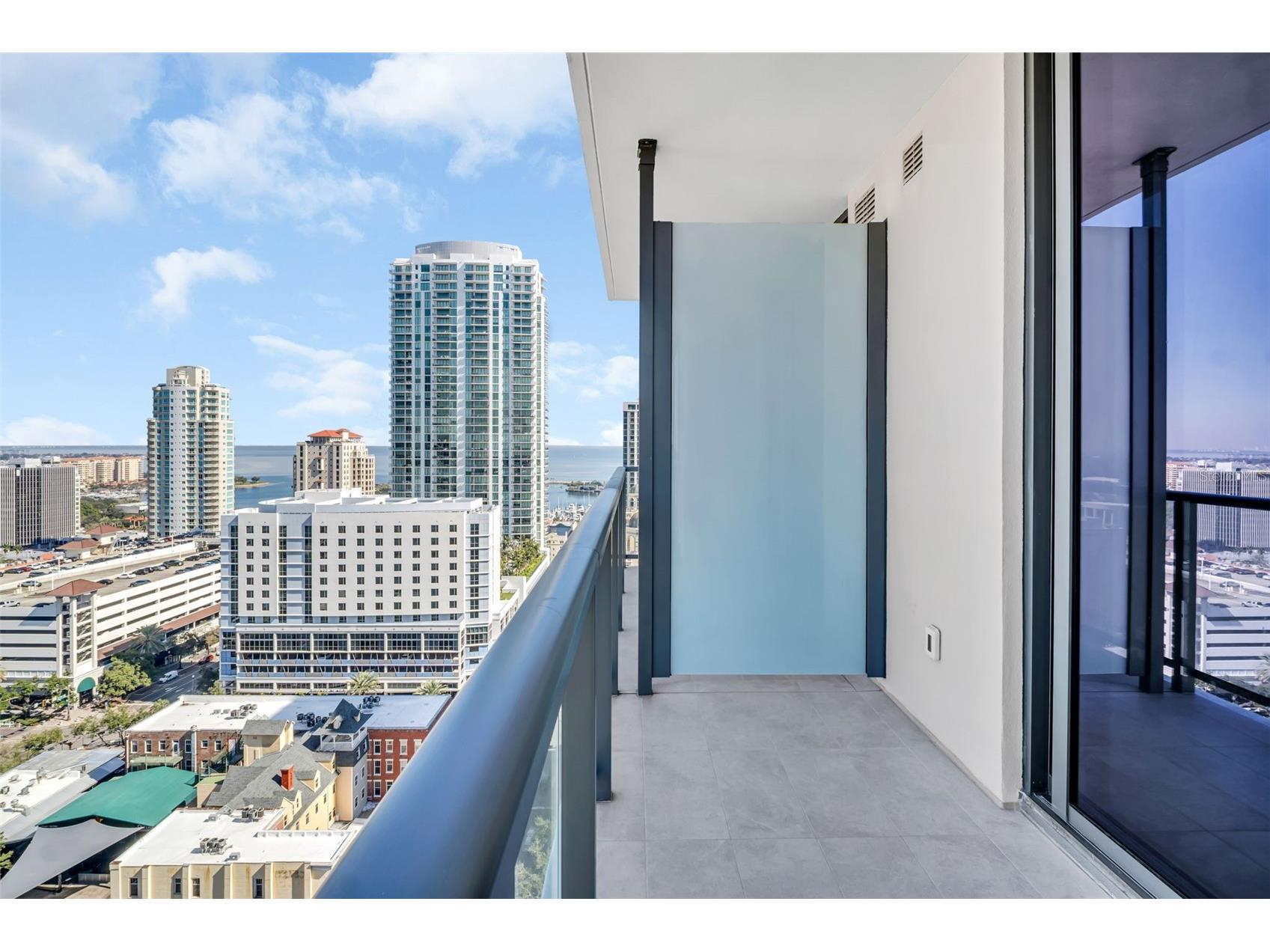 275 1st Avenue S #2001 Saint Petersburg FL 33701 TB8472986 image26