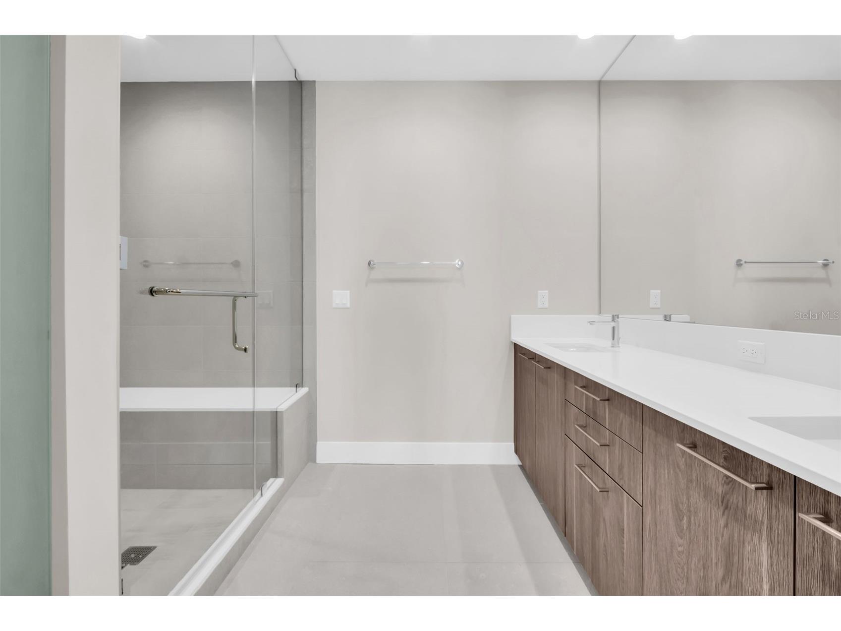 275 1st Avenue S #2001 Saint Petersburg FL 33701 TB8472986 image29