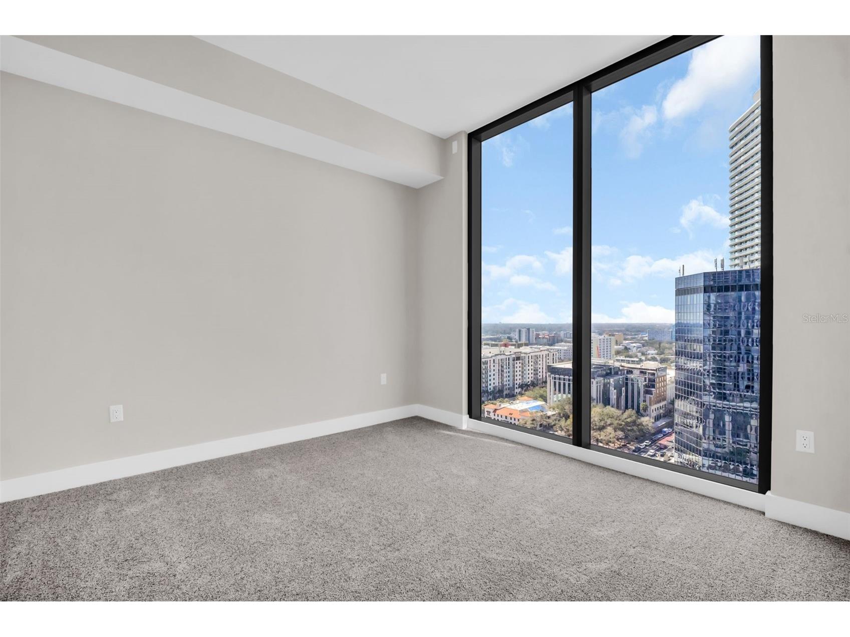 275 1st Avenue S #2001 Saint Petersburg FL 33701 TB8472986 image32