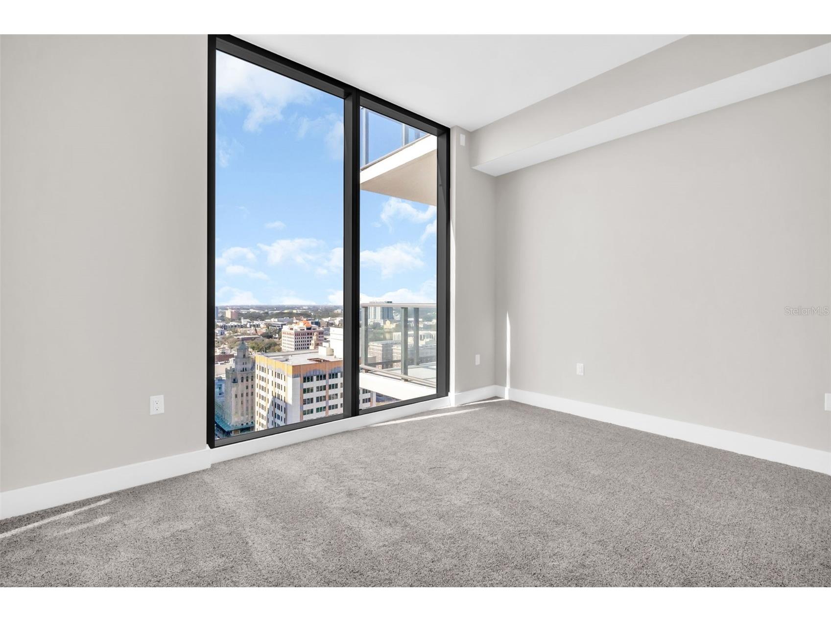 275 1st Avenue S #2001 Saint Petersburg FL 33701 TB8472986 image39