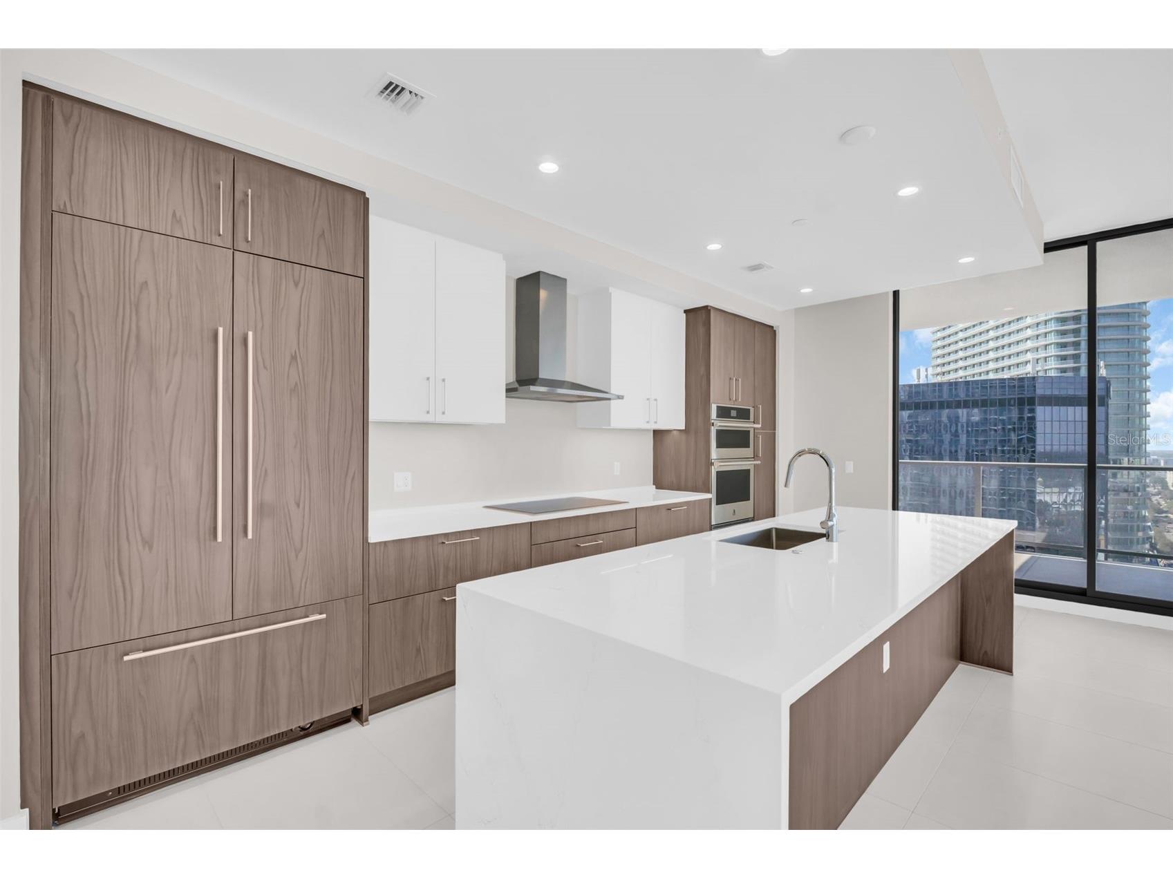 275 1st Avenue S #2001 Saint Petersburg FL 33701 TB8472986 image4