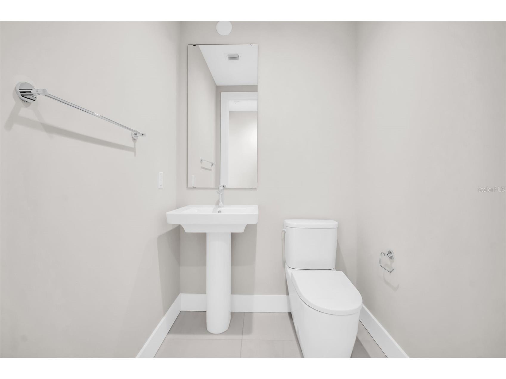 275 1st Avenue S #2001 Saint Petersburg FL 33701 TB8472986 image46