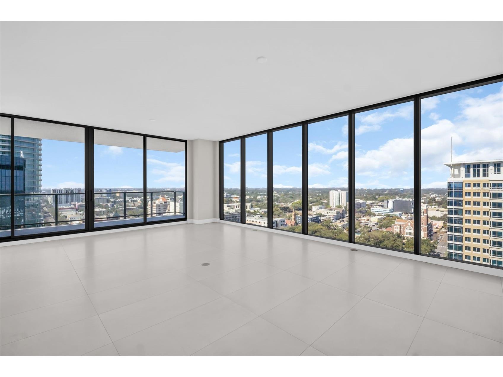 275 1st Avenue S #2001 Saint Petersburg FL 33701 TB8472986 image7